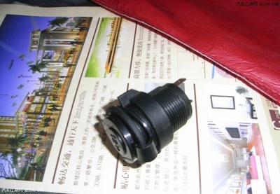 改裝只為實用新君越后備箱標配12V電源